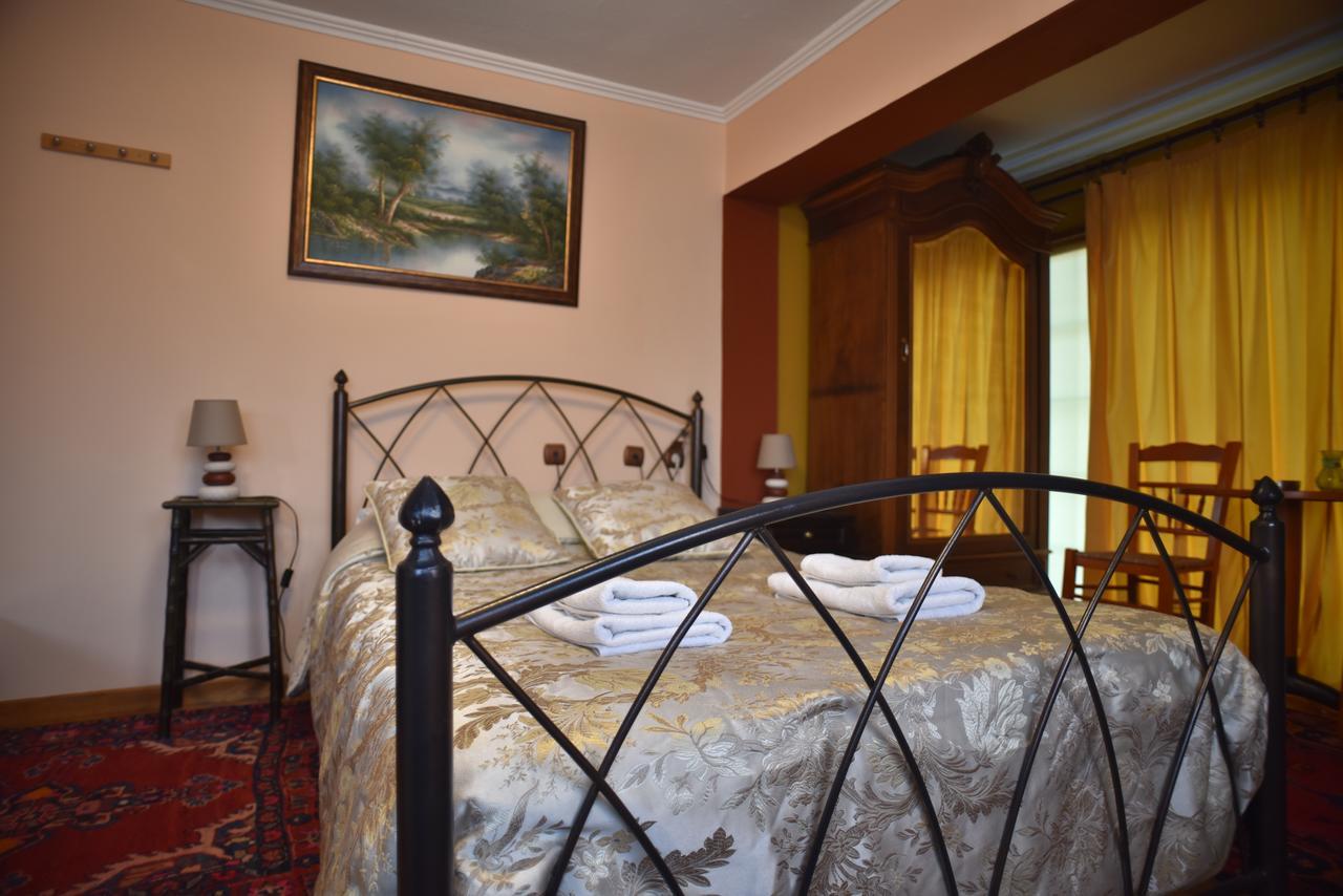 Santa Marina Guesthouse Káto Loutrákion المظهر الخارجي الصورة