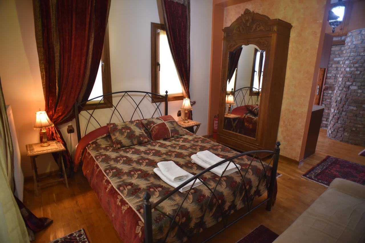 Santa Marina Guesthouse Káto Loutrákion المظهر الخارجي الصورة