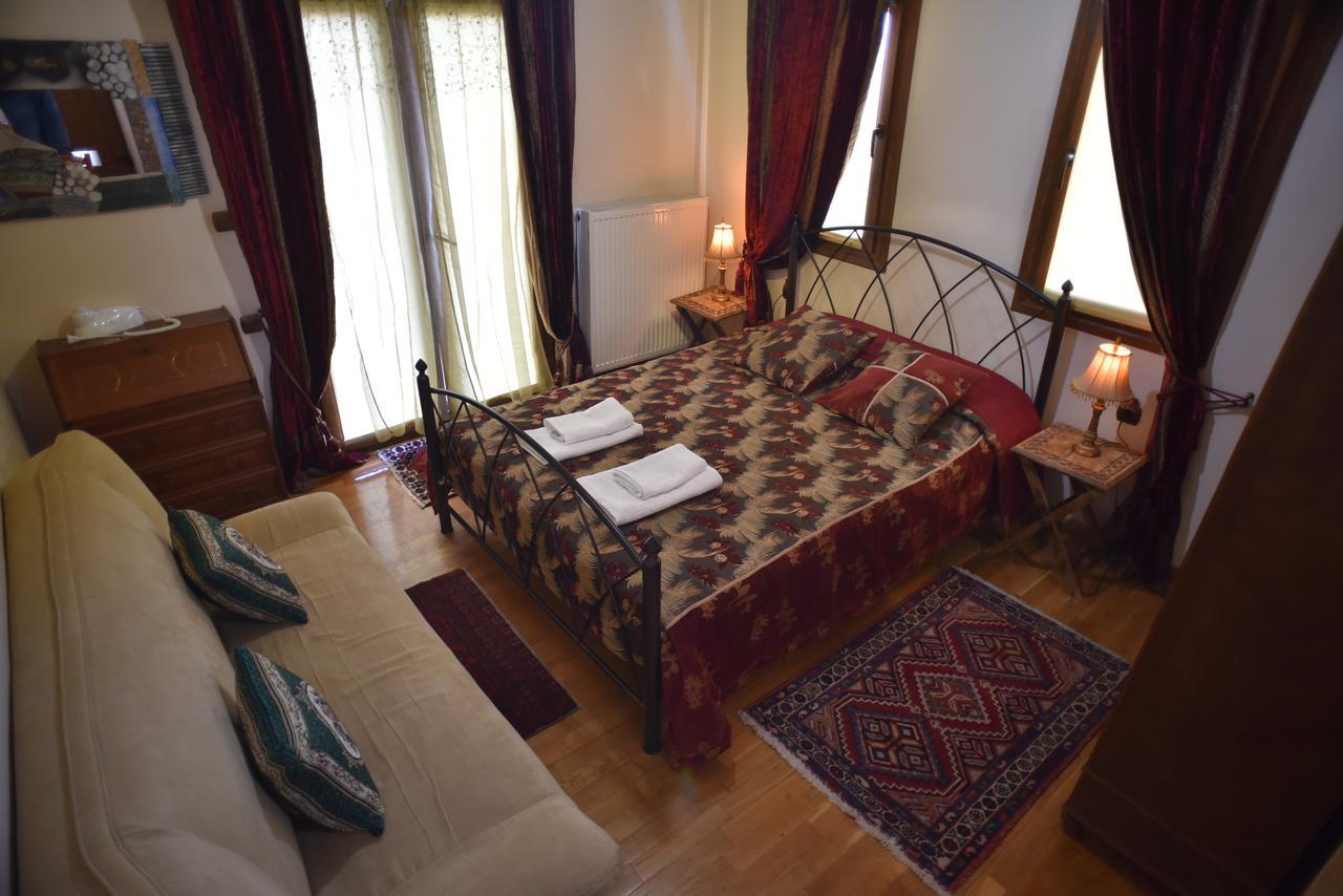 Santa Marina Guesthouse Káto Loutrákion المظهر الخارجي الصورة