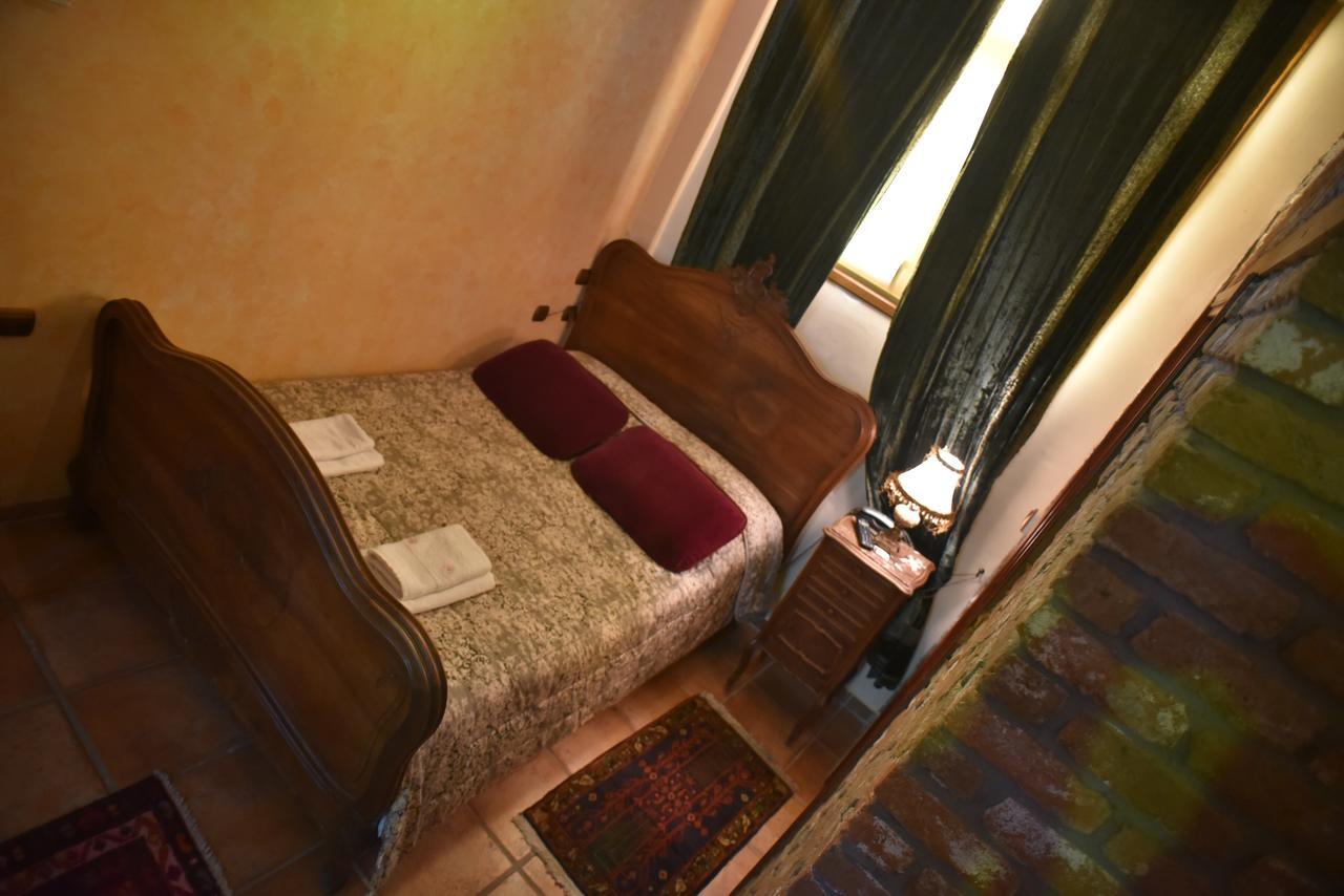 Santa Marina Guesthouse Káto Loutrákion المظهر الخارجي الصورة