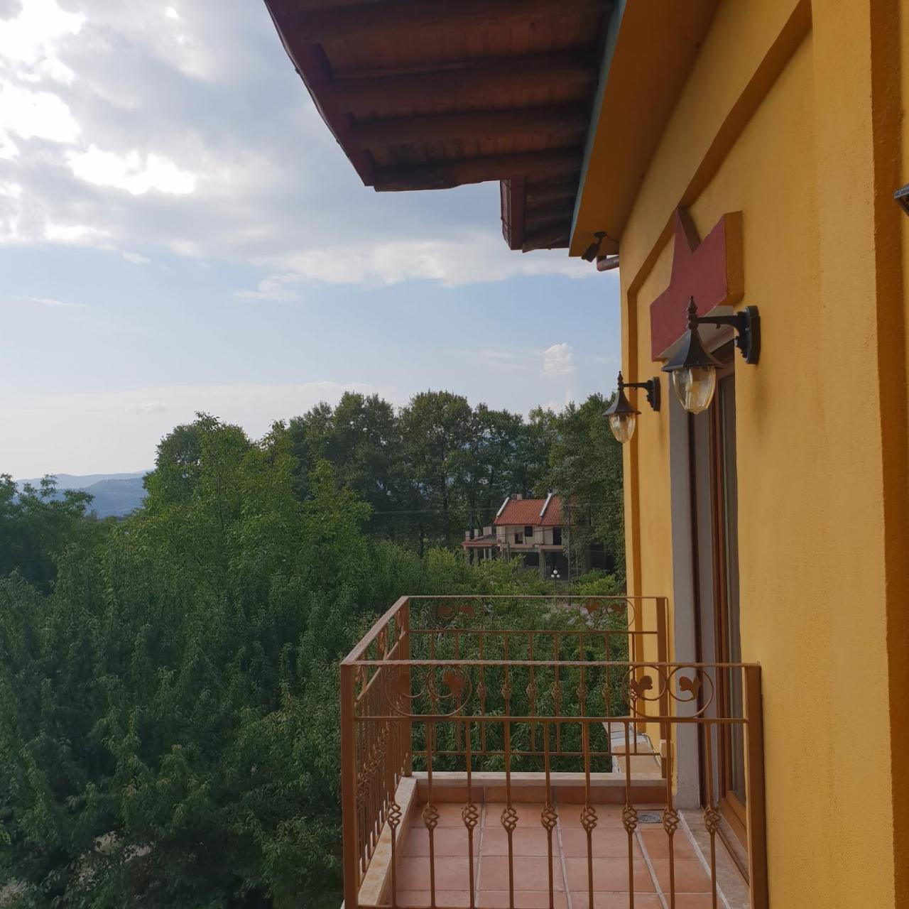 Santa Marina Guesthouse Káto Loutrákion المظهر الخارجي الصورة