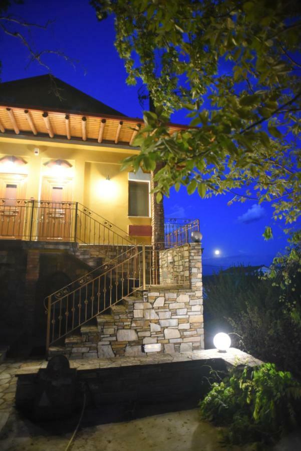 Santa Marina Guesthouse Káto Loutrákion المظهر الخارجي الصورة