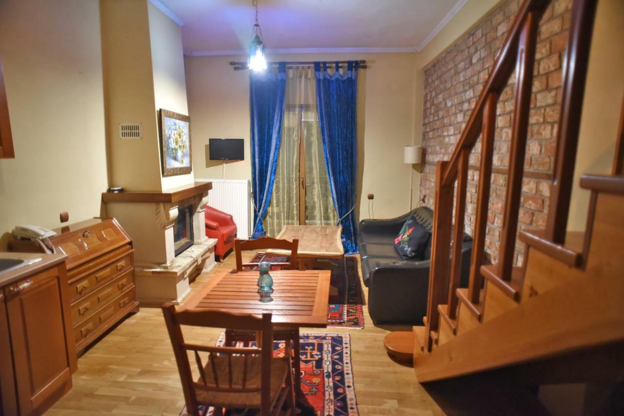 Santa Marina Guesthouse Káto Loutrákion المظهر الخارجي الصورة