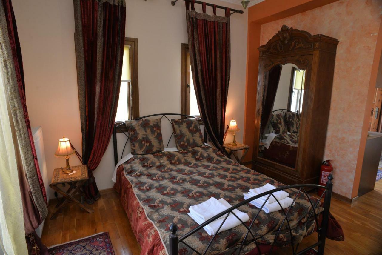 Santa Marina Guesthouse Káto Loutrákion المظهر الخارجي الصورة